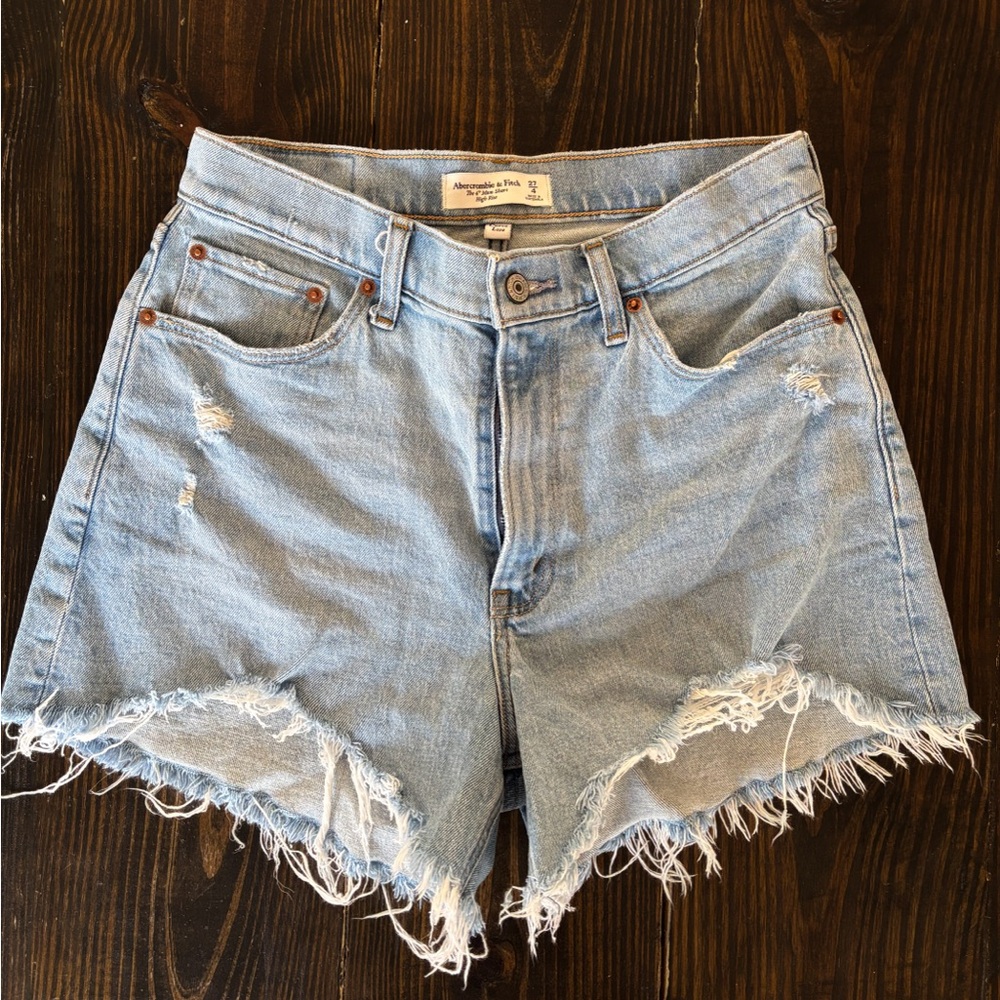 Abercrombie & Fitch Curve Love Distressed Mom Shorts